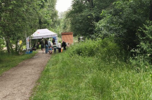 Edukacyjna gra terenowa dla mieszkańców z udziałem dendrologa / ornitologa