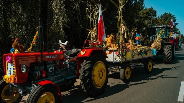 Korowód dożynkowy