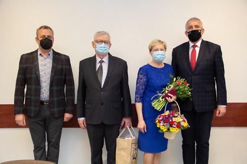 Wspólne zdjęcie Wójta Gminy i Przewodniczącego Zarządu Osiedla Biedrusko i Jubilatów