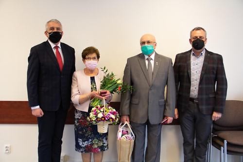 Wspólne zdjęcie Wójta Gminy i Przewodniczącego Zarządu Osiedla Biedrusko i Jubilatów